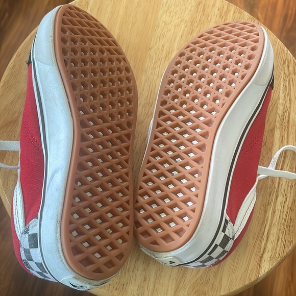 VAN’s OFF THE WALL JUNIORS - Picture 3 of 5